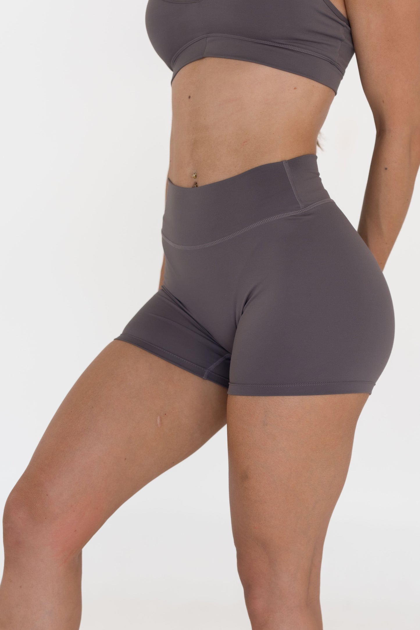 Bella Shorts - Pebble