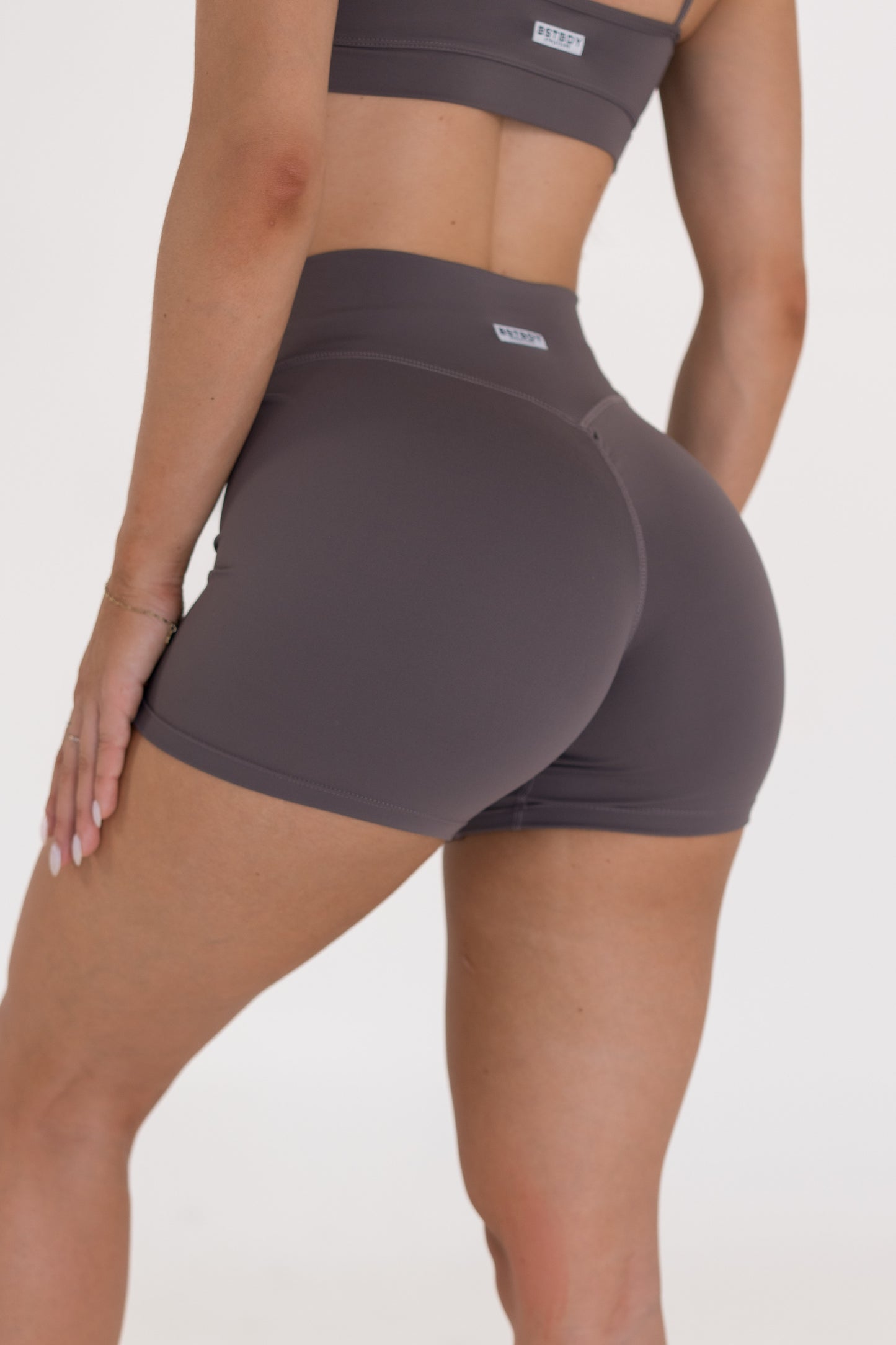 Bella Shorts - Pebble