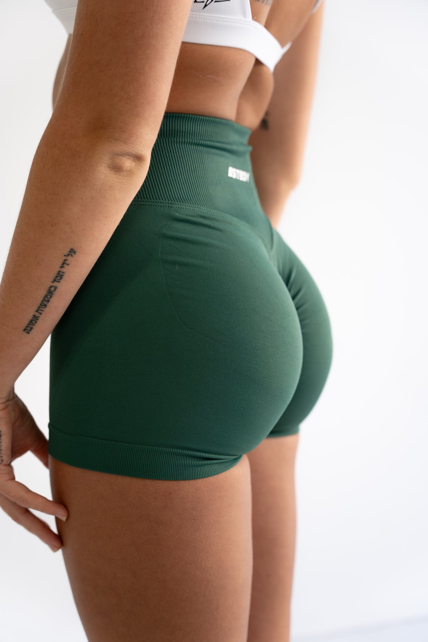 Elan Shorts - Forrest Green