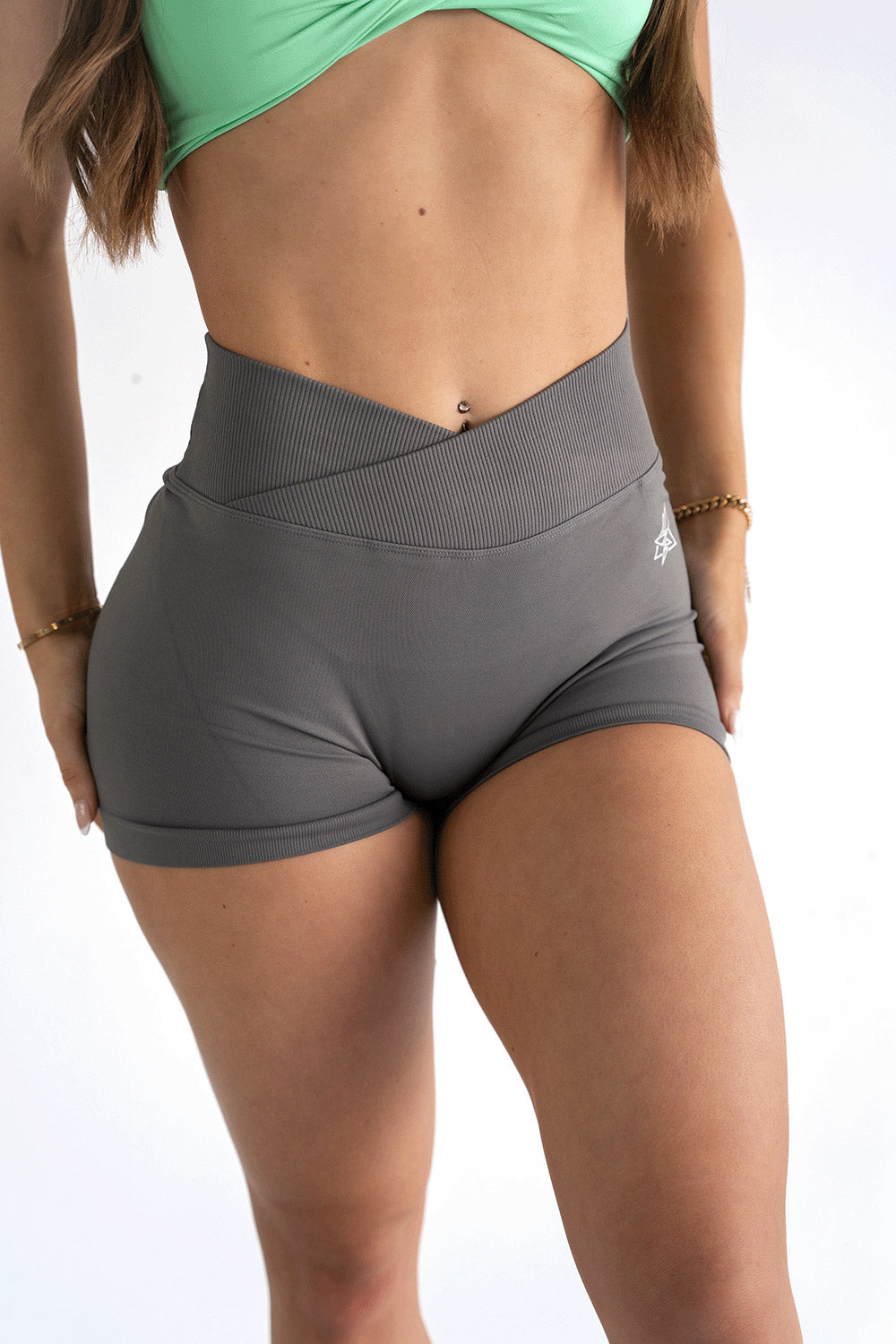 Elan Shorts - Grey