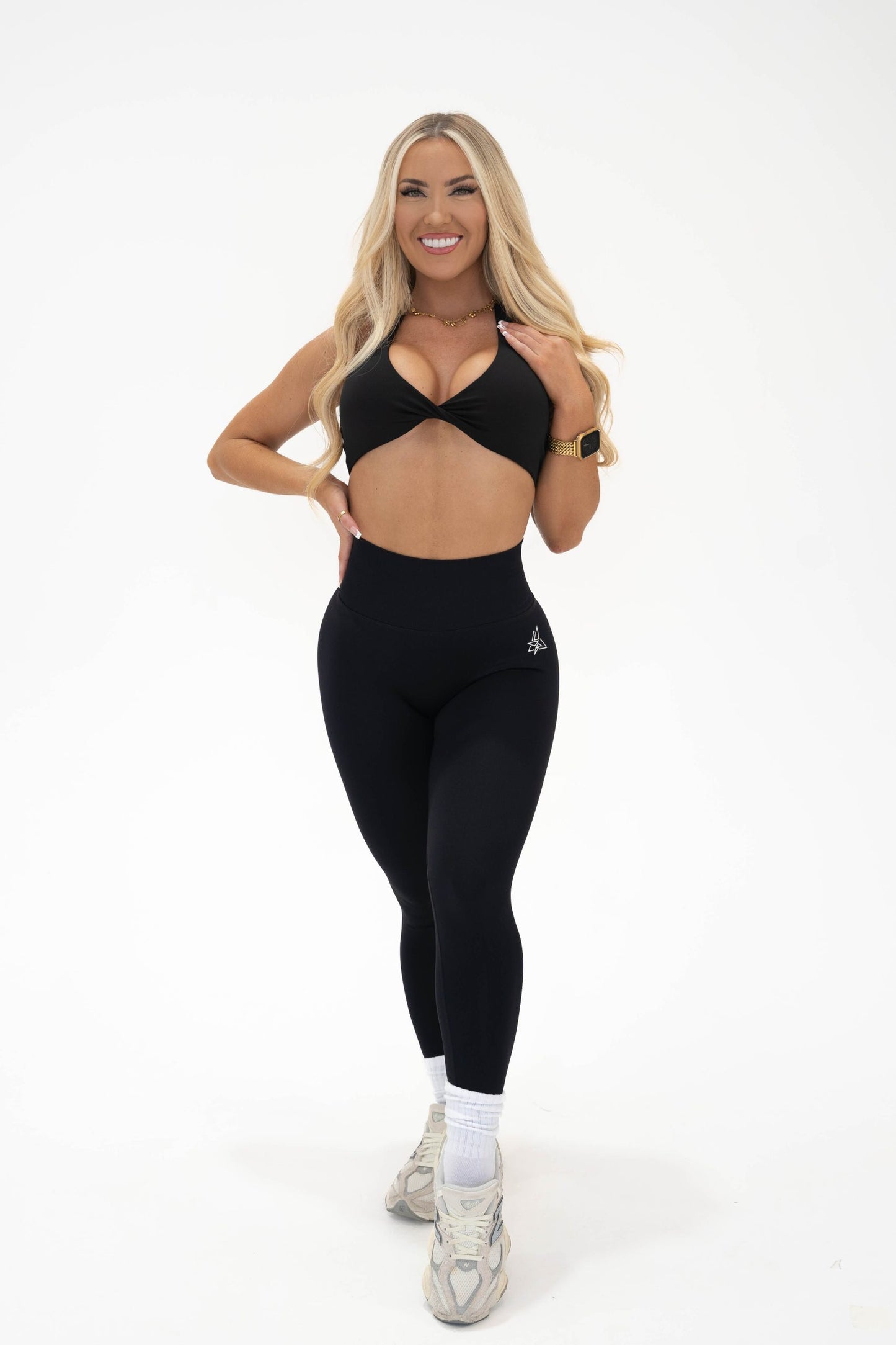 Endless-Pump-Black-Crop-6.jpg