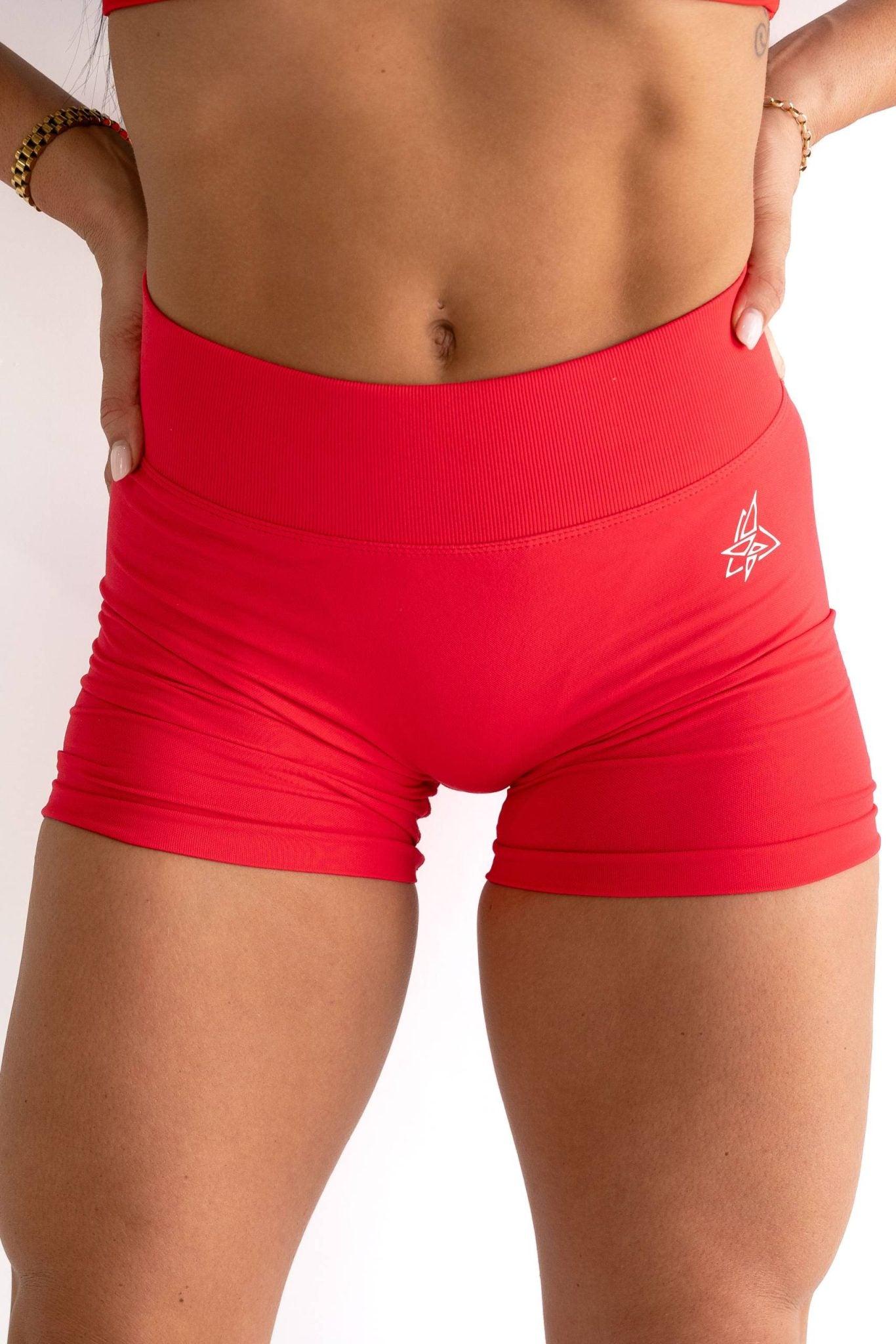 Endless Pump Shorts - Red