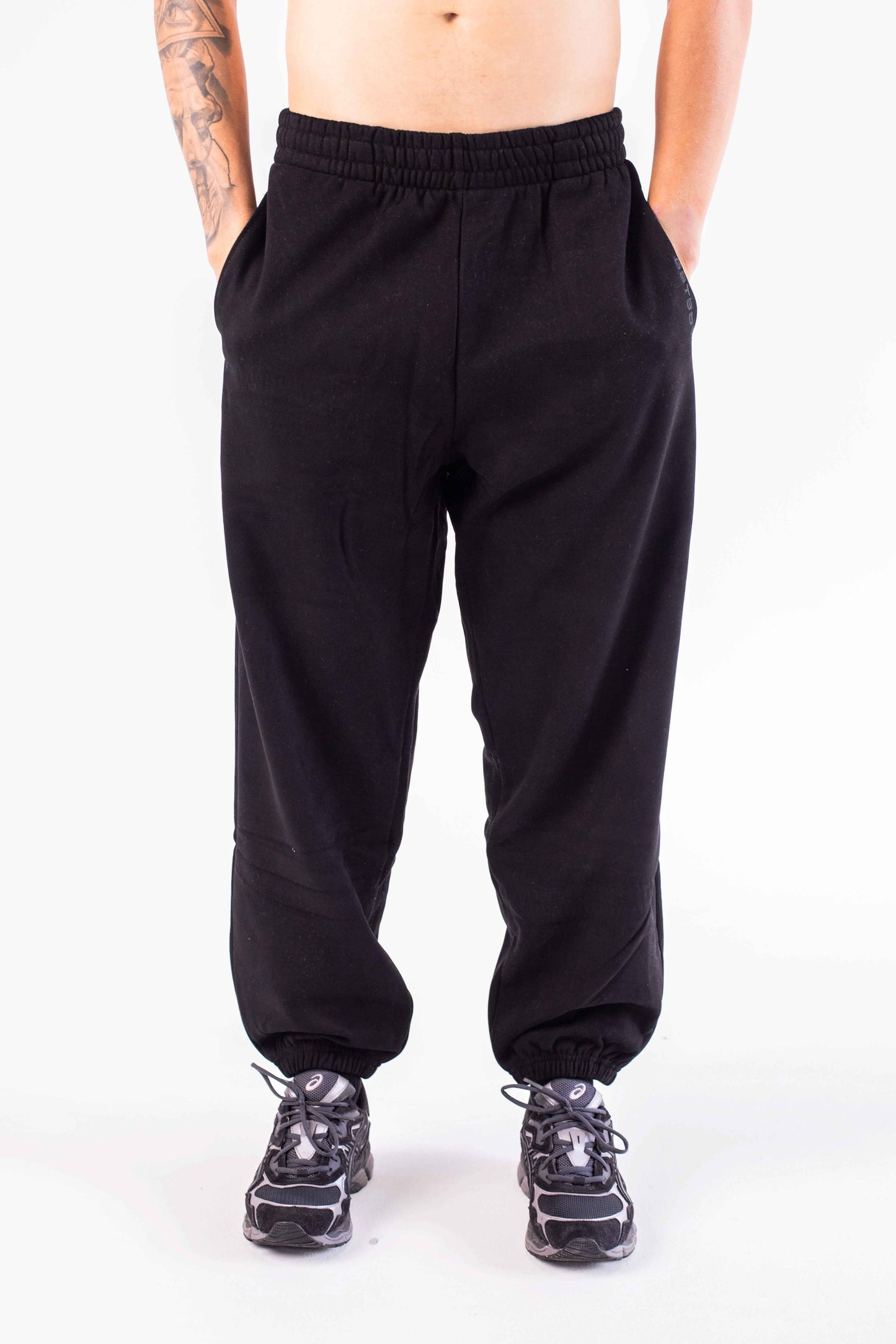 Built Trackie - Black