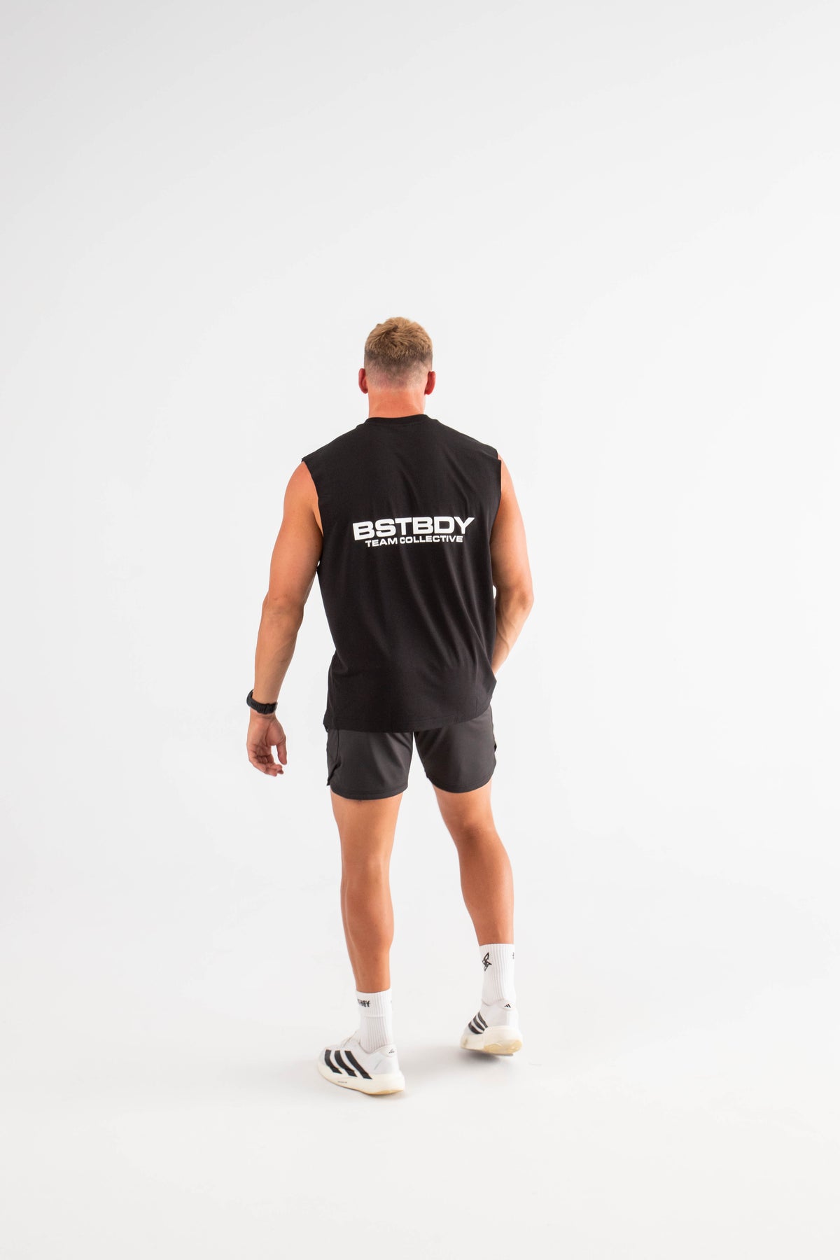 Run Tank - Black/White