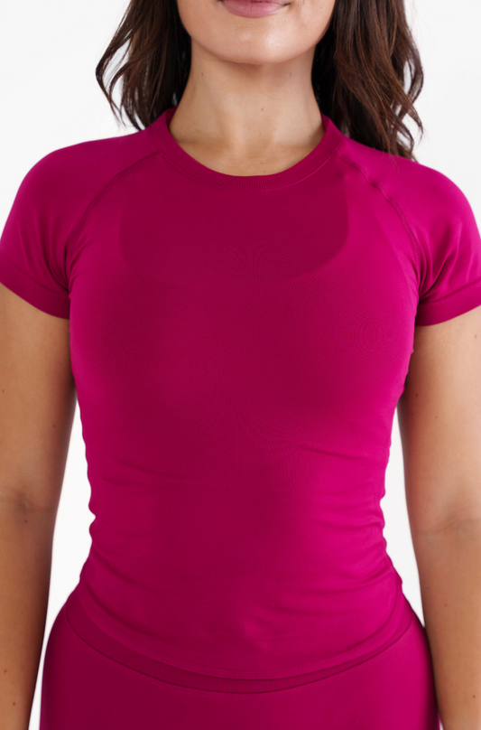 Dynamic Fitted Tee - Rouge