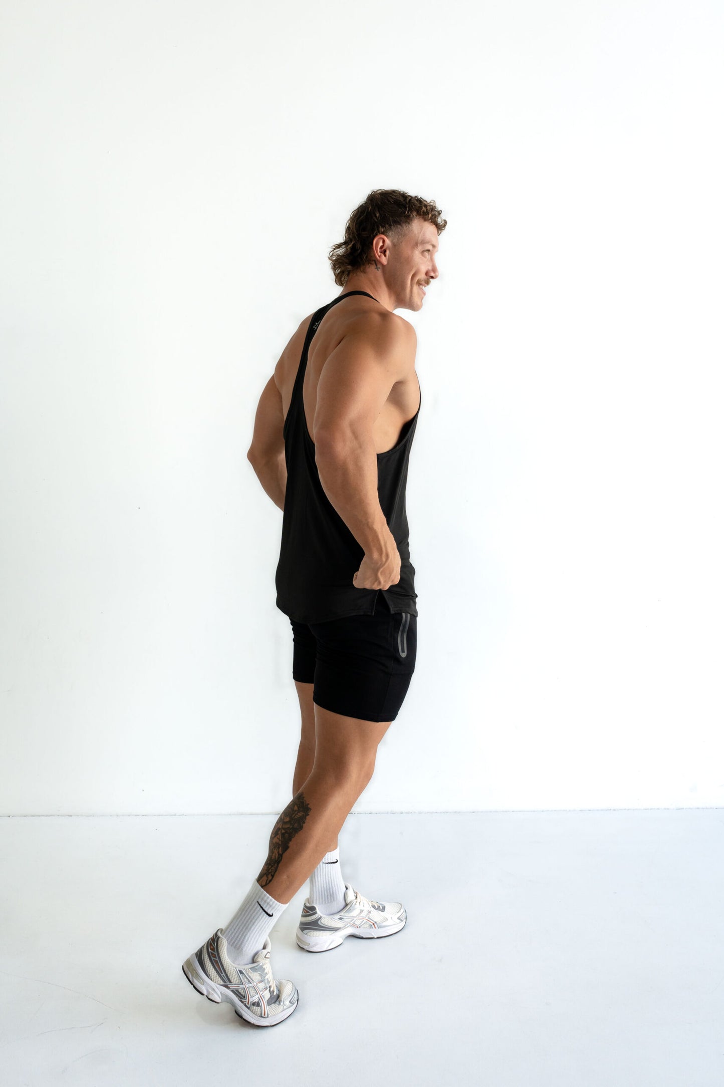 t-back-32.jpg