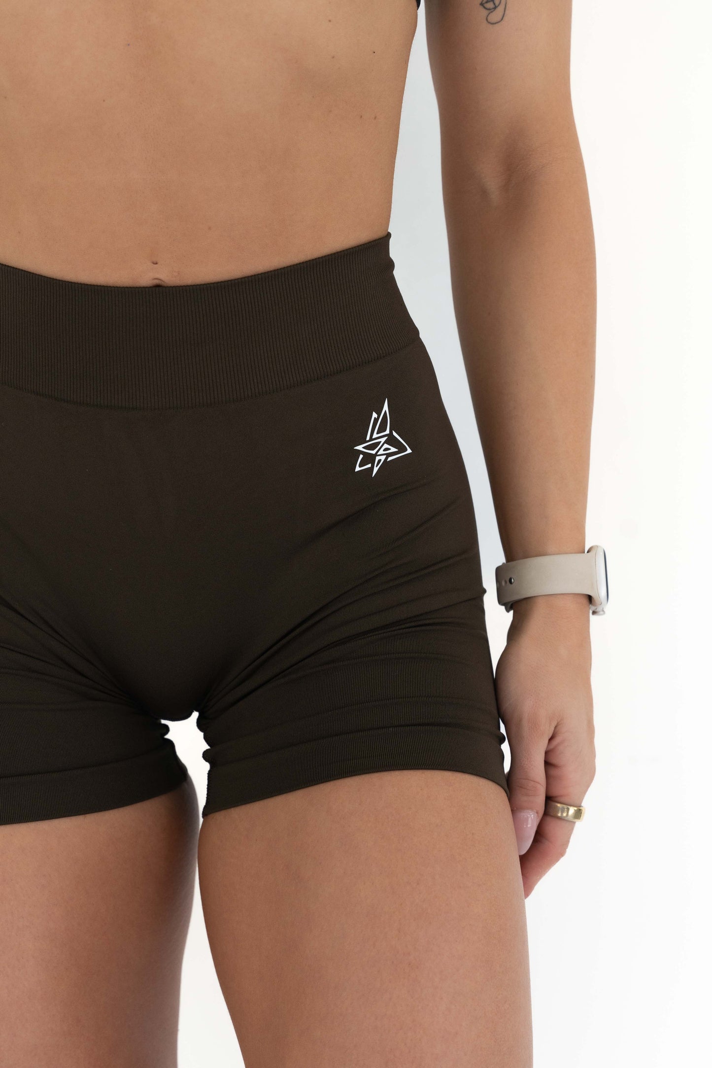 EleVate Shorts - Brown