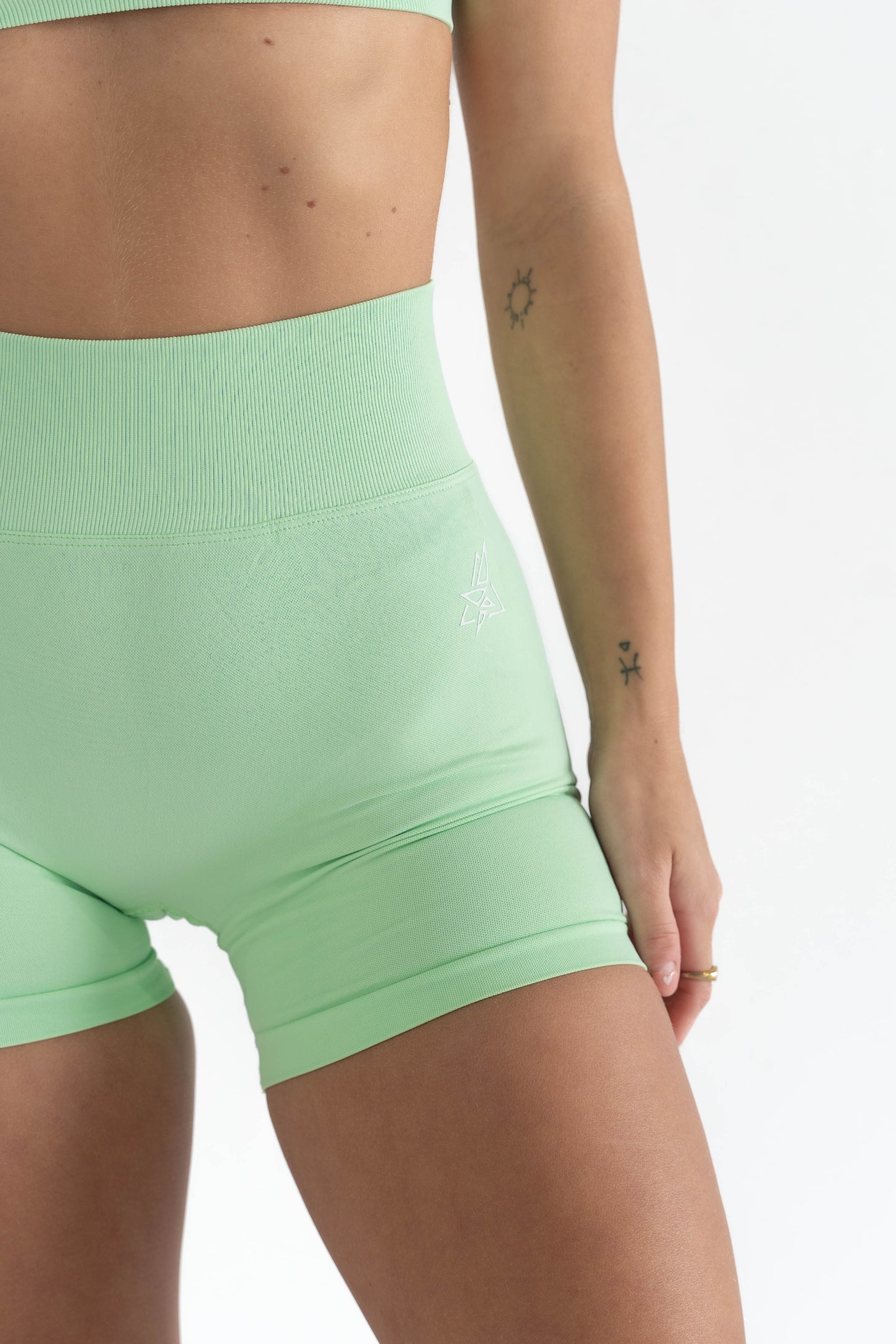 Endless Pump Shorts - Pastel Green