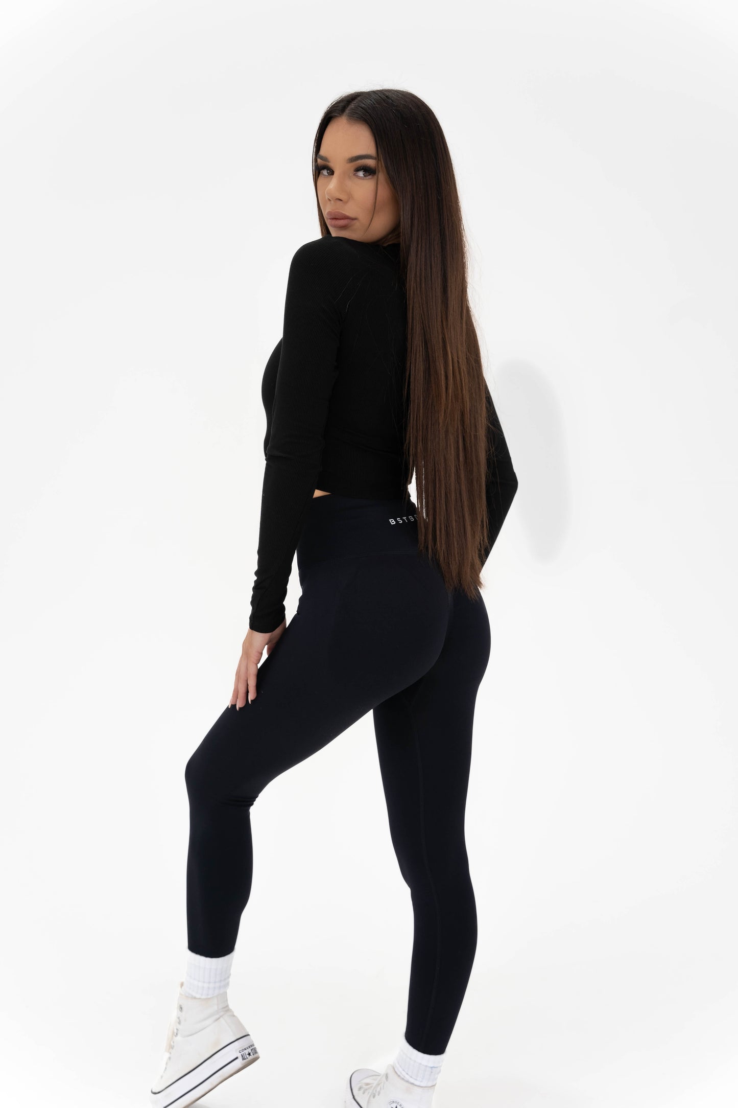 Essential Long Sleeve - Black