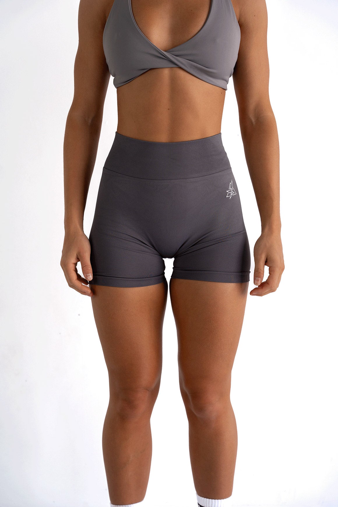 Endless-Pump-Shorts-Grey-2.jpg
