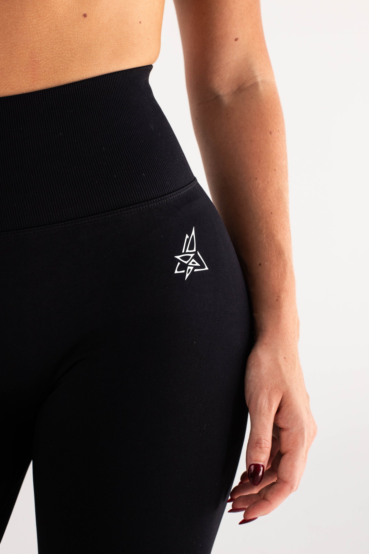 High Waisted Signature Tights - Black