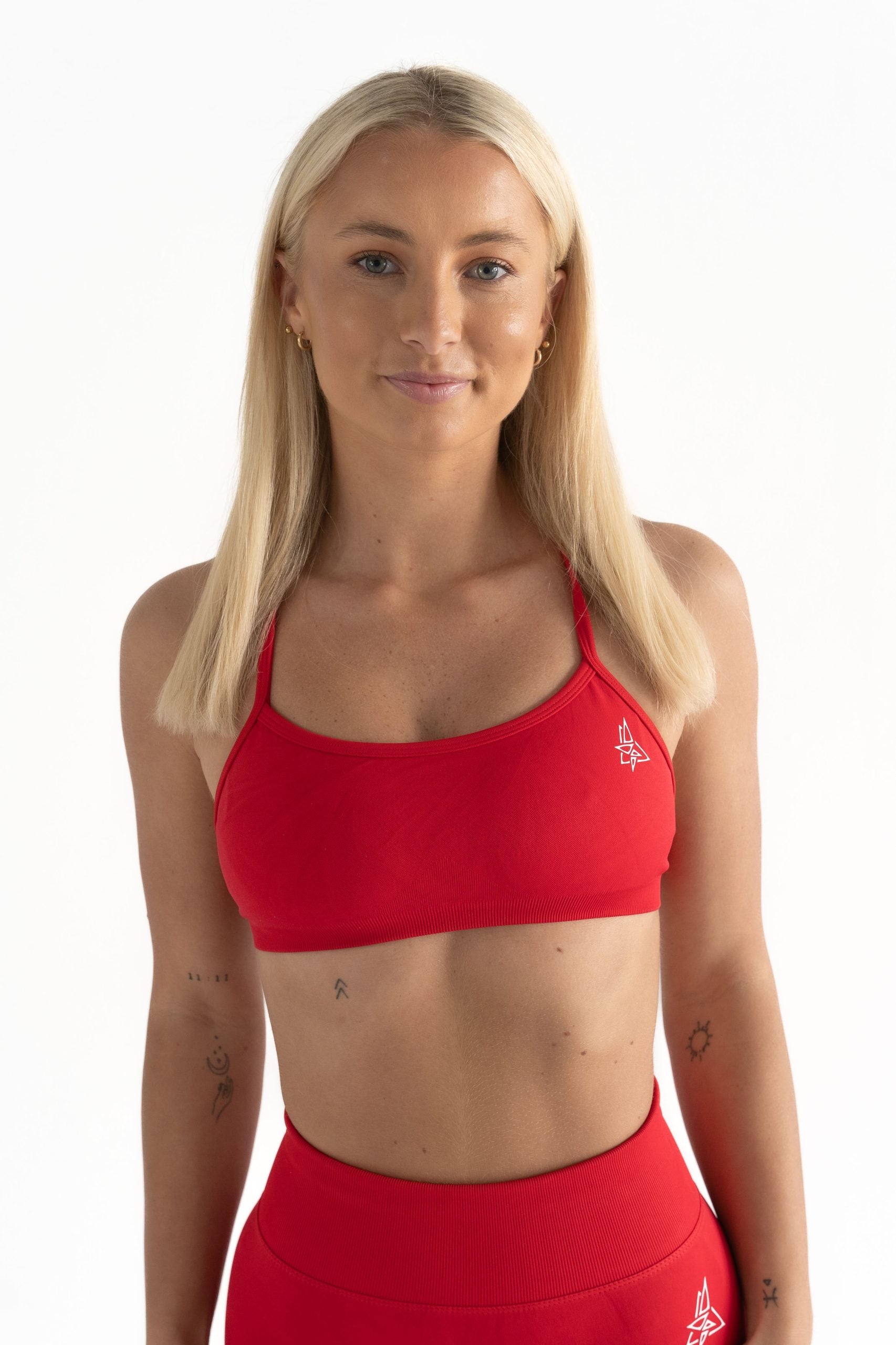 MINIMAL-BRA-1.jpg