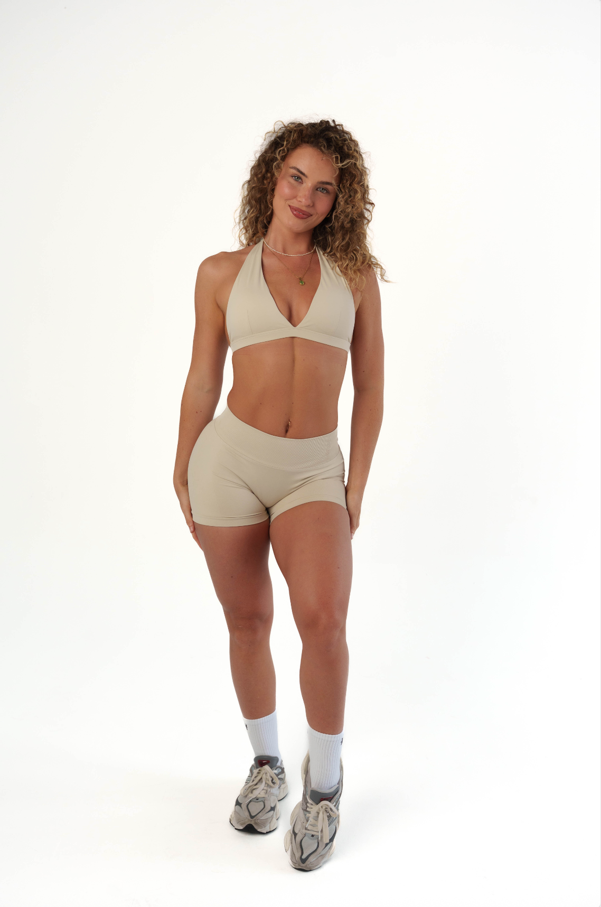 Dynamic V-sculpt shorts - Cashew