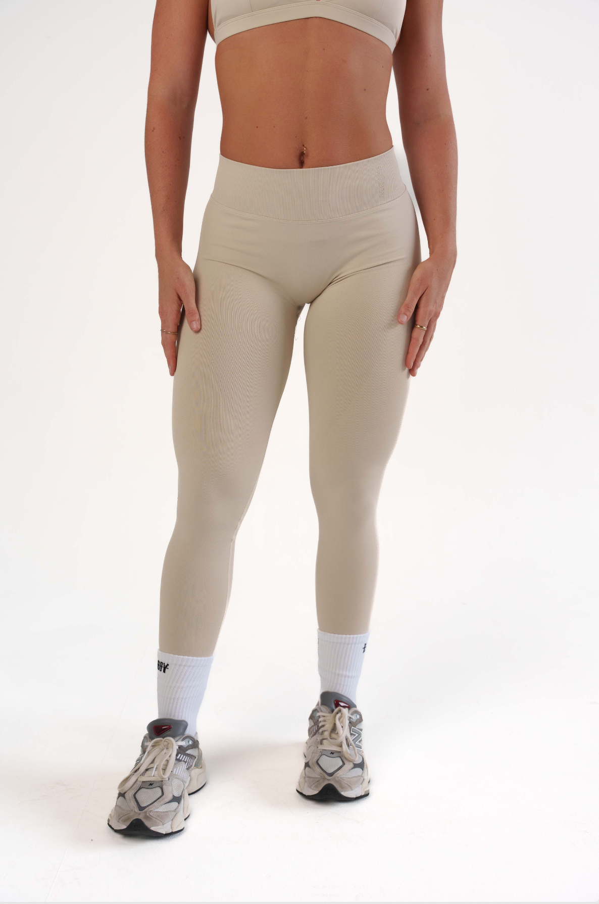 Dynamic V-sculpt Full Length Tights - Cashew