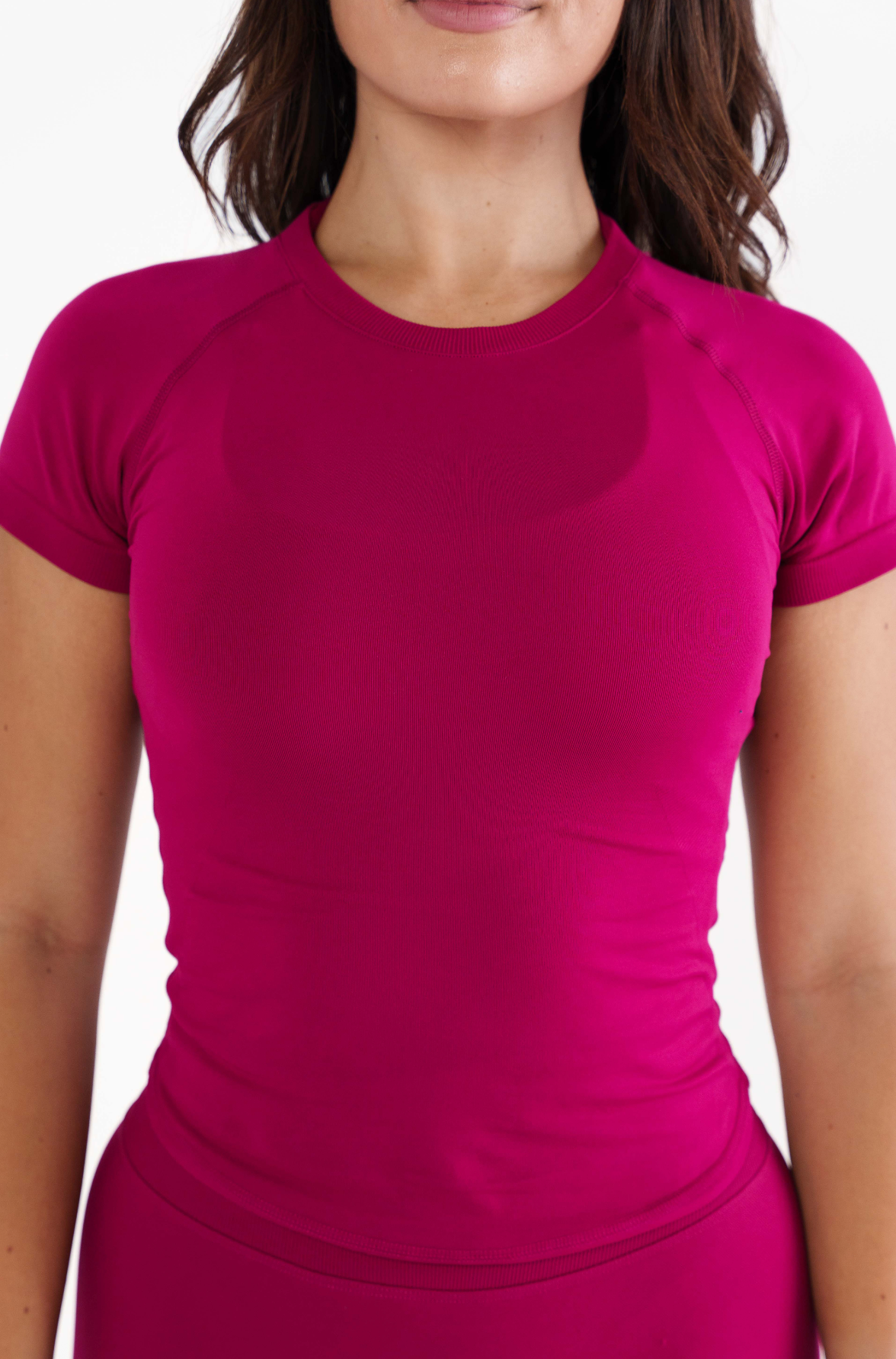 Dynamic Fitted Tee - Rouge